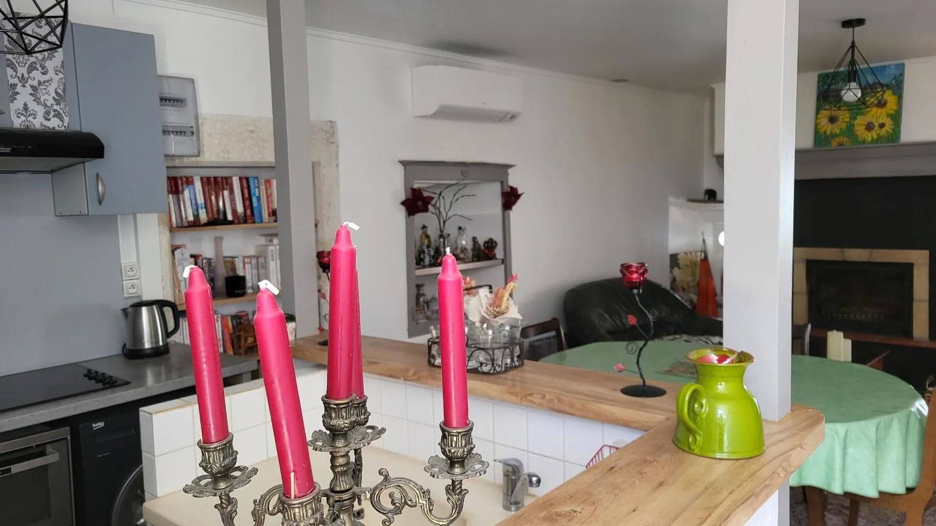 Maison De Louna Noailles  France